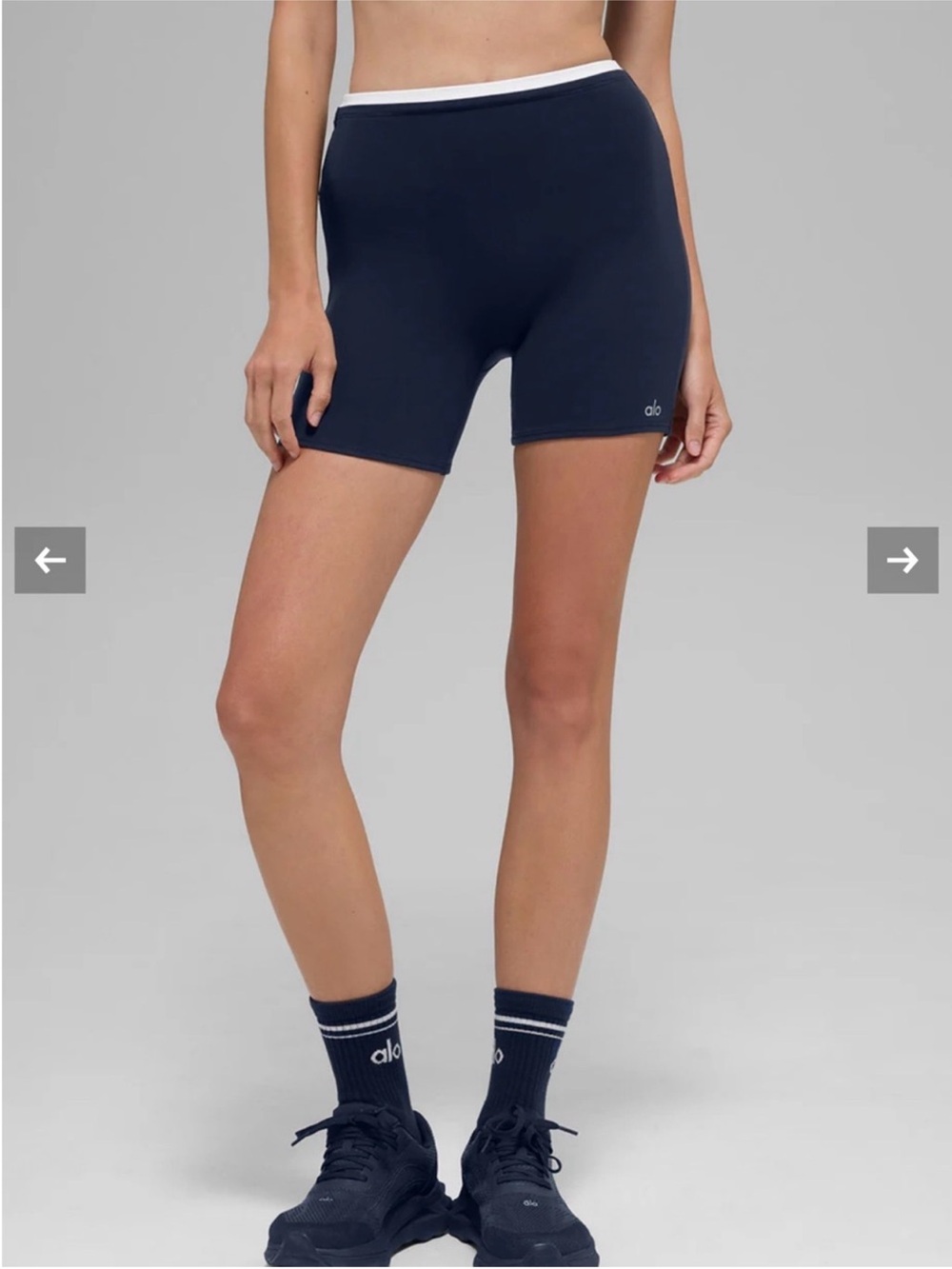 Alo Yoga Airbrush Double Up Shorts Navy/White Sz S 4-6
